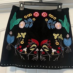 Embroidered skirt